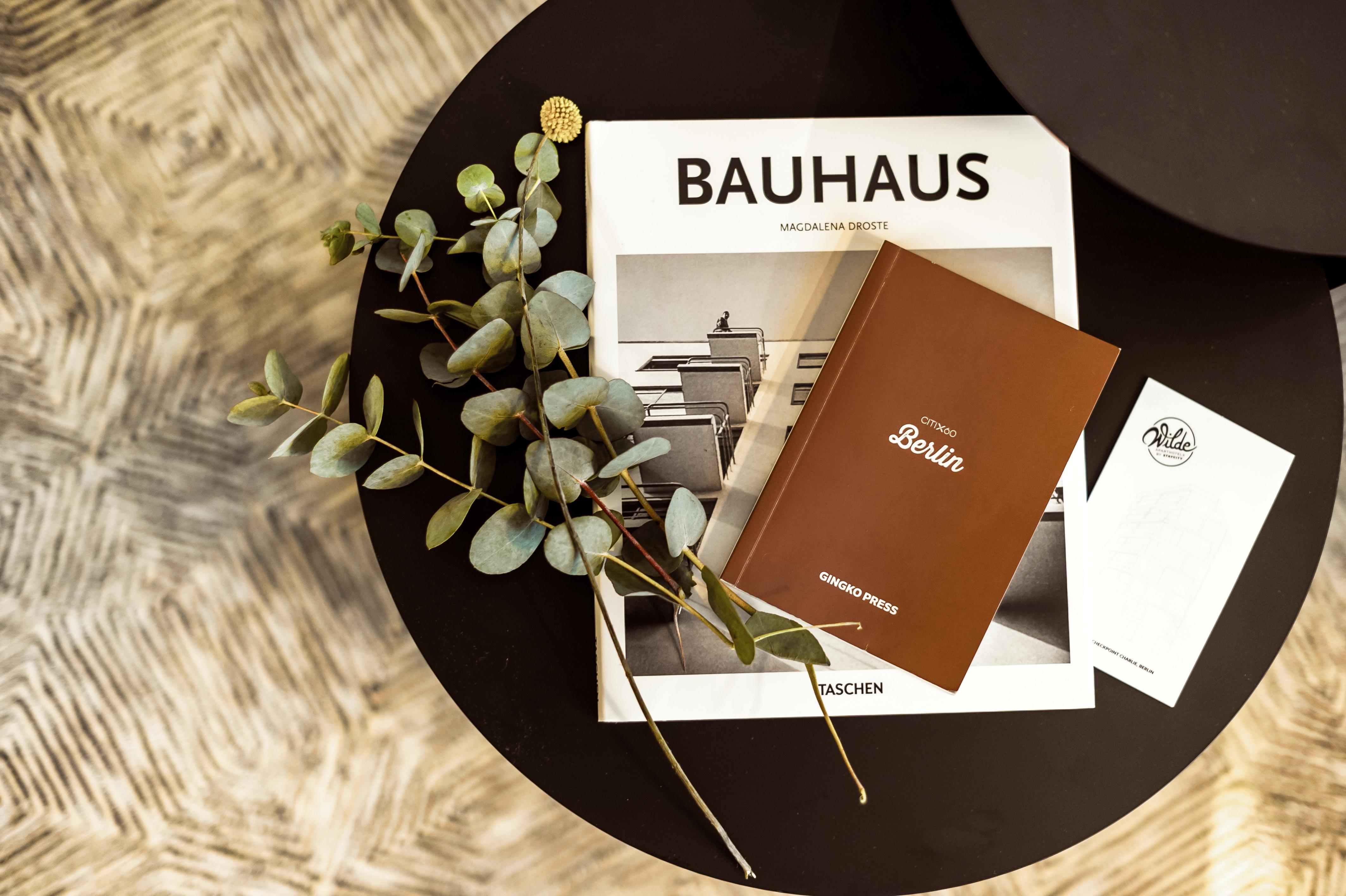 Wilde Aparthotels Berlin, Checkpoint Charlie Exterior foto