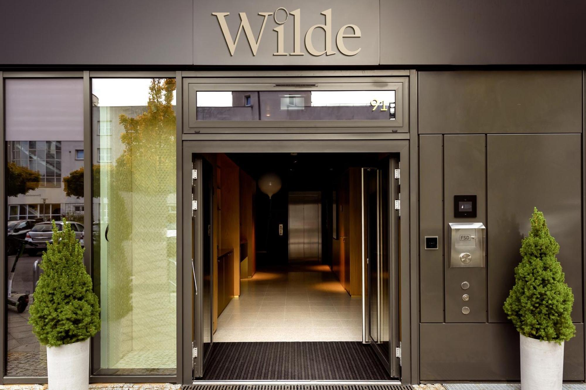 Wilde Aparthotels Berlin, Checkpoint Charlie Exterior foto